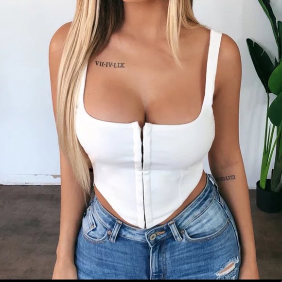 Fashion Nova Tops - Corset crop trop sleeveless